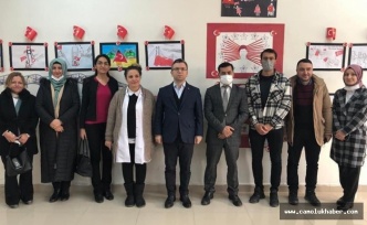 Çamoluk'lu Öğrencilerin 15 Temmuz Konulu Resim Sergisi