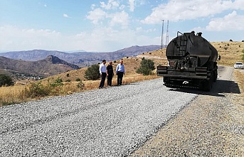 Yollar Asfaltlanıyor