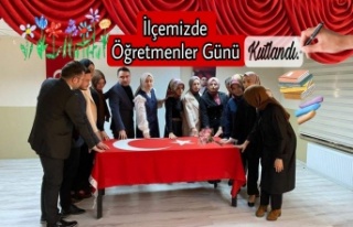 İlçemizde Öğretmenler Günü Kutlandı.