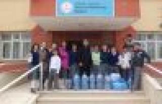 Çamoluk Gazi İlköğretim okulunda mavi kapak toplama...