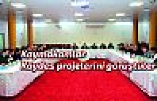 Kaymakamlar Köydes projelerini görüştüler