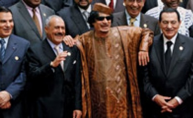 Libya'daki İsyan mı? Devrimmi?