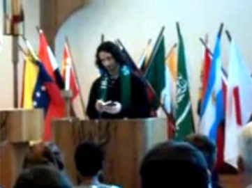 Kilisede Cemaate Kuran Okudu - Video