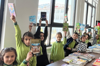 Çamoluk Derneği Öncülüğünde 1500 Kitap Öğrencilerle Buluştu.
